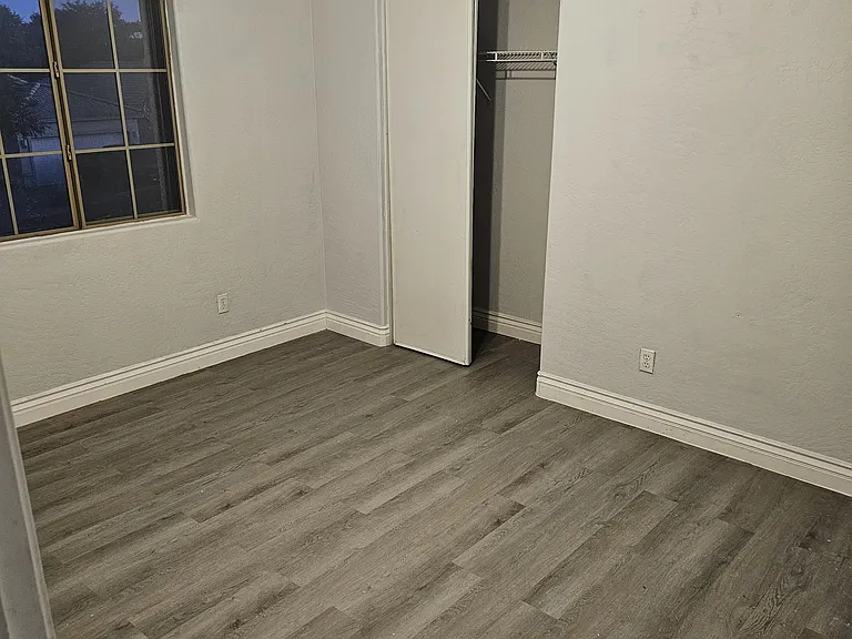 2114 E Paso Fino Dr — Photo 9
