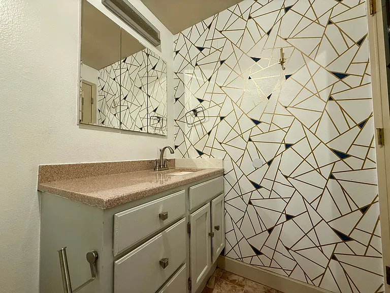6918 SW 104th Ave — Photo 9