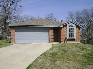 504 NW 24th St, Fort Worth, TX 76164