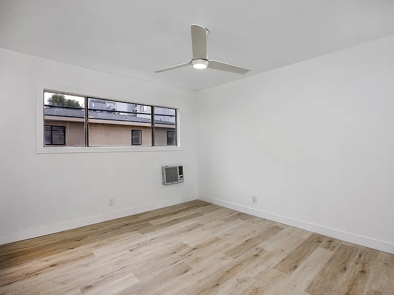 West Brent Apartments — Photo 55