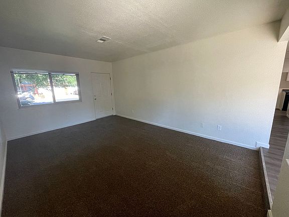 5th image of 208 Carmillita Way