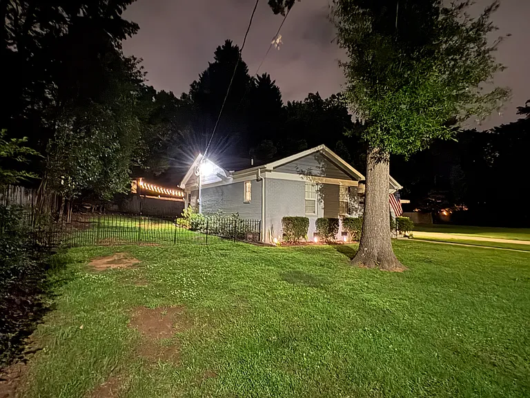 1323 Carolyn Dr — Photo 11