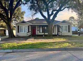 715 E Plaquemine St, Jennings, LA 70546