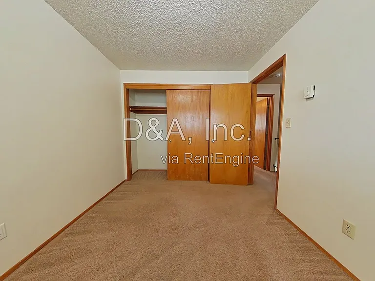 1025 NW 26th St — Photo 5