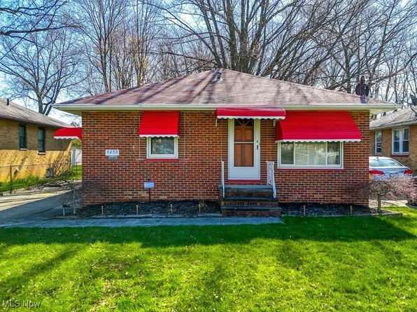 4259 W 162nd St, Cleveland, OH 44135