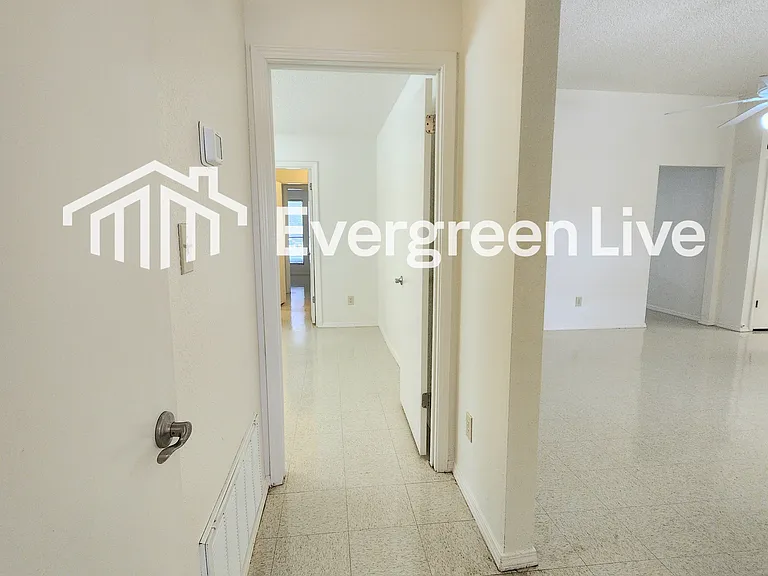 2241 Zuni Ct — Photo 12