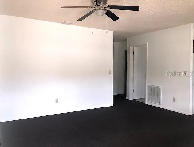 2 bed, 1.0 bath, 897 sqft, $1,300 — Photo 2