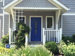 5371 Lake Shore Dr NE, Thornville, OH 43076