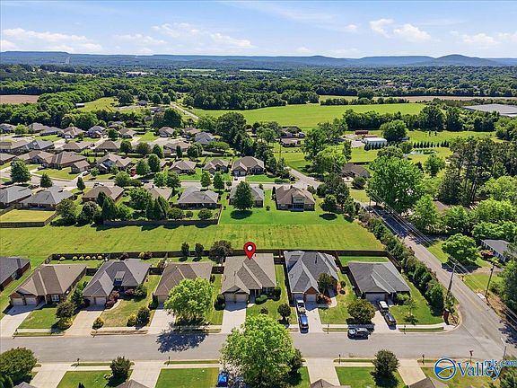 4th image of 104 Somerset Park Dr