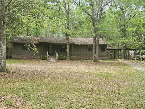 19076 NE Oak Hill Dr, Blountstown, FL 32424