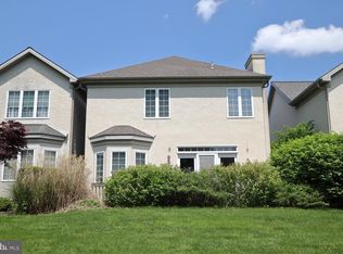 753 Woodfield Dr, Lititz, PA 17543