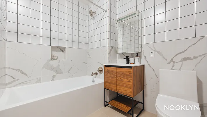 Rented by Nooklyn NYC LLC | media 132