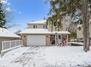 16 Edward St, Cambridge, ON N3C1J7