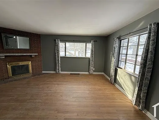 529 Kensington St — Photo 1