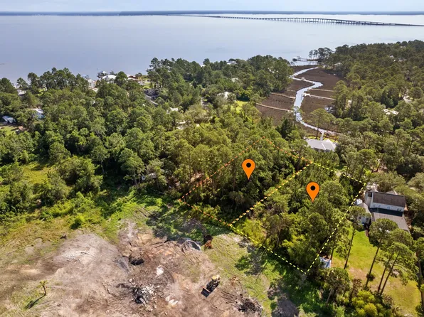 7 Pisces Dr, Pt Washington, FL 32459