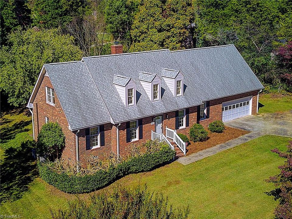 1st image of 4234 Brookhaven Dr