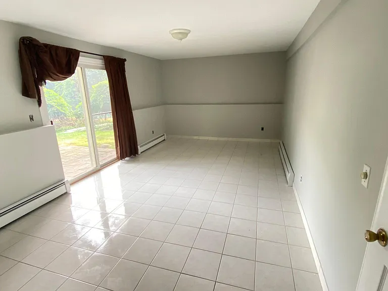 25 Cottage Pl — Photo 21