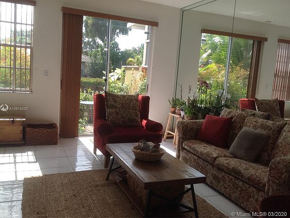 5th image of 9786 Royal Palm Blvd