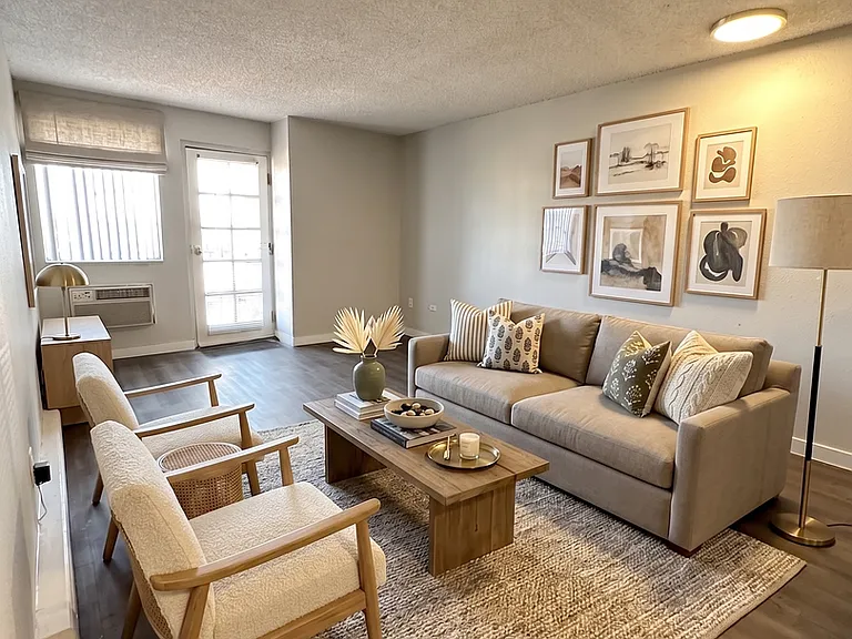 Elm Grove Apartments — Photo 6