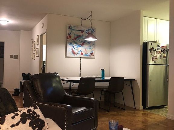 5th image of 401 E 80th St APT 12A