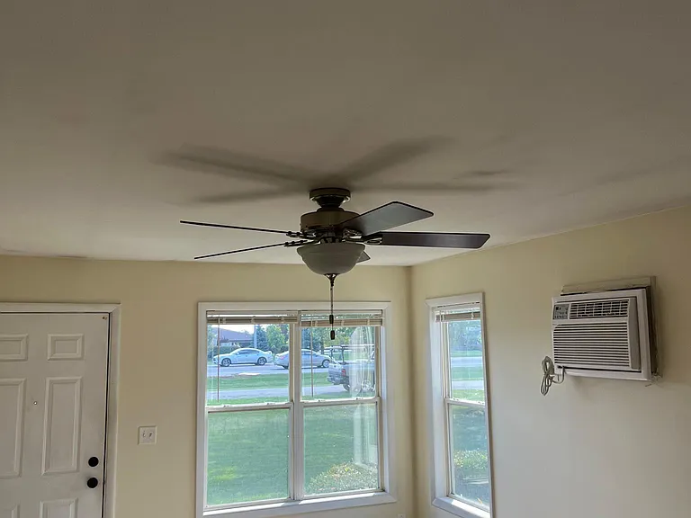 718 Oakton Rd — Photo 3