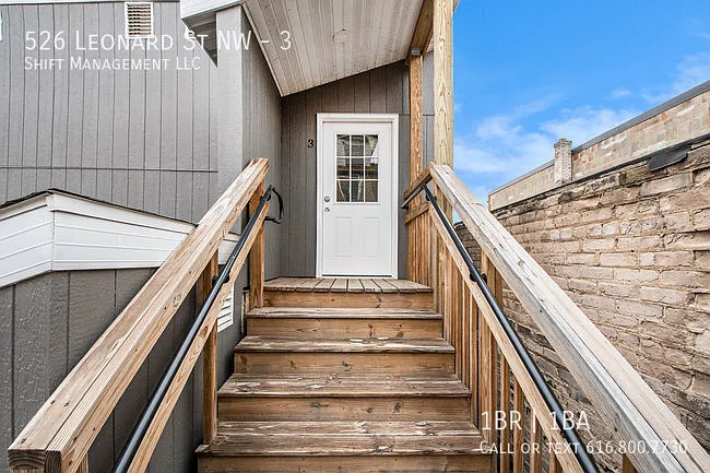 526 Leonard St NW #3 — Photo 7