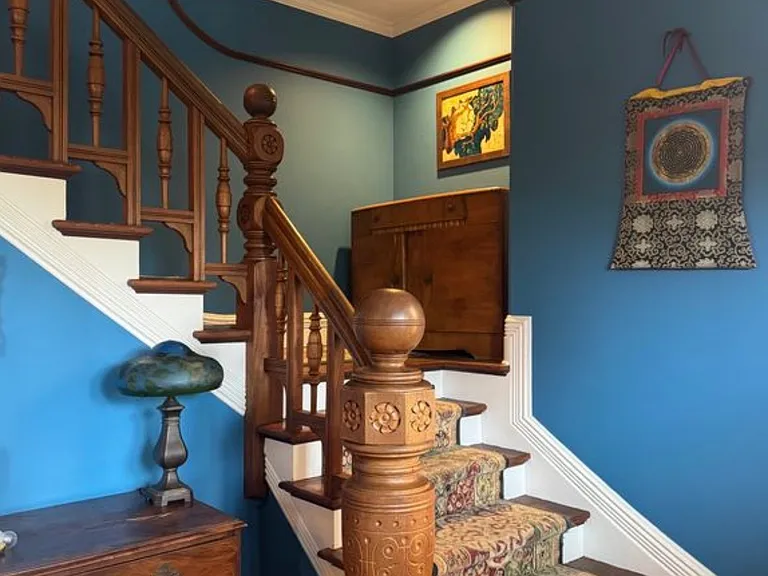 First floor staircase