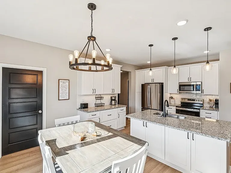 248 Bluebell Dr — Photo 18