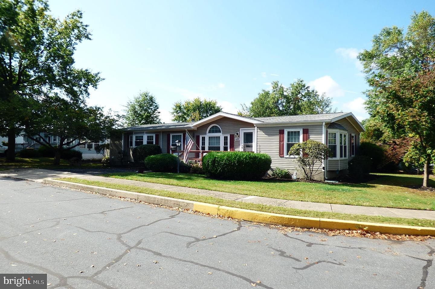 689 Mimosa Ct, Red Hill, PA 18076 | Zillow