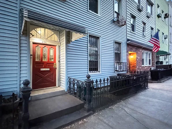 456 Humboldt Street image 1 of 9