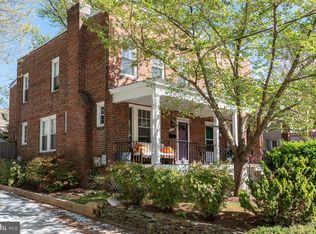 4549 44th St NW, Washington, DC 20016