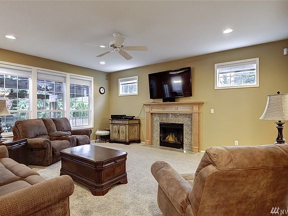 4th image of 4907 NE 123rd St