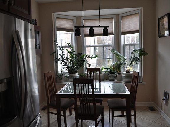 5th image of 217 Swathmore Dr #1