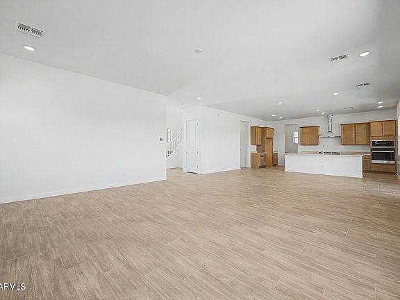 4th image of 432 W Flax Drive