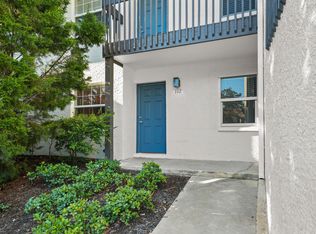 3800 34th Ave S APT 101, Saint Petersburg, FL 33711