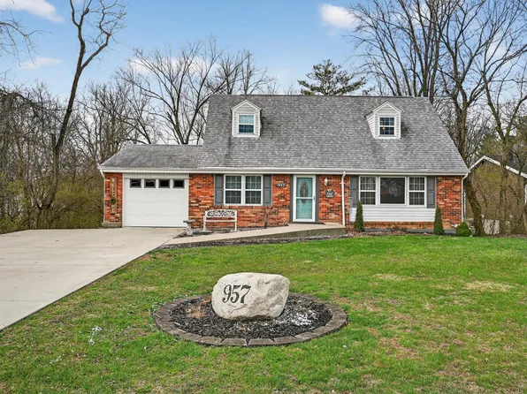 957 Greentree Rd, Lawrenceburg, IN 47025