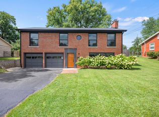 1909 Alexandria Dr, Lexington, KY 40504