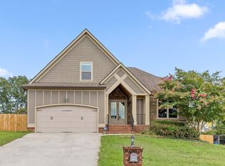 6330 Stoney River Dr, Harrison, TN 37341