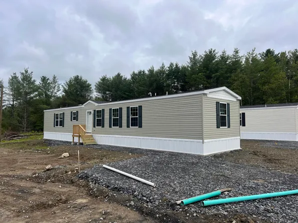 6 Valerie Lane, Waterville, ME 04901