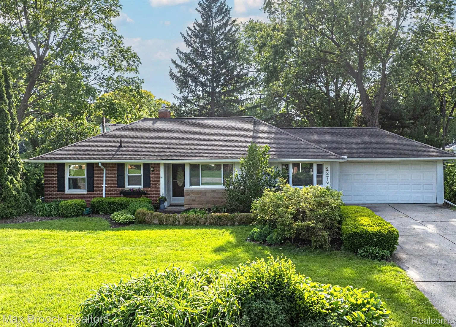 2276 Lancaster Rd photo 1