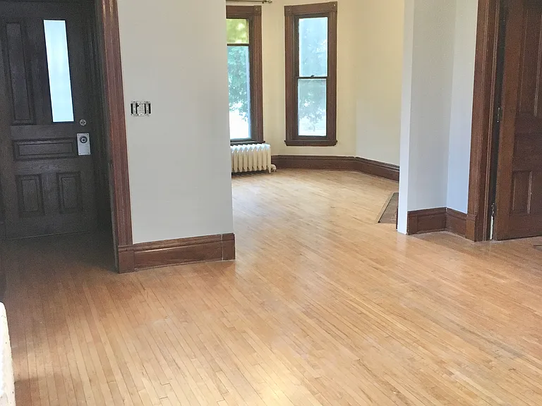 2646 Taylor St NE — Photo 2