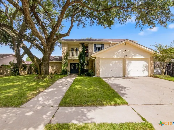 104 Santa Fe, Victoria, TX 77904