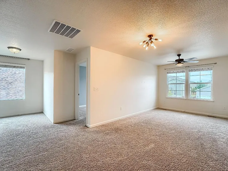 17122 Melody Dr — Photo 47