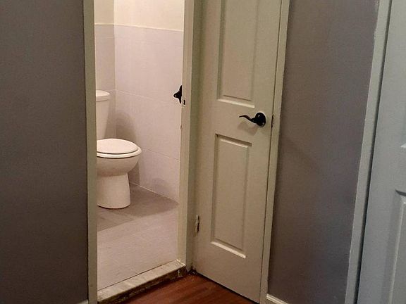 3rd image of 1700 Bedford Ave APT 3L