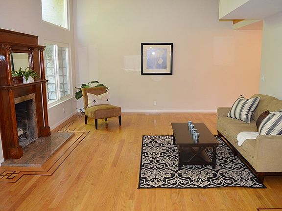 5th image of 1134 Glengarry Dr