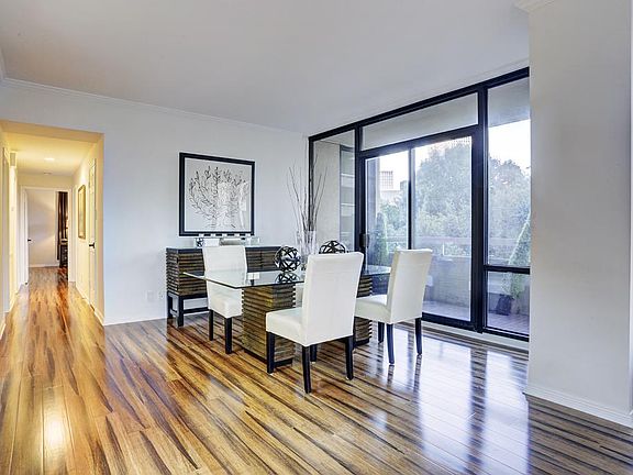 NEUTRAL TONES & BAMBOO FLOORS THROUGHOUT