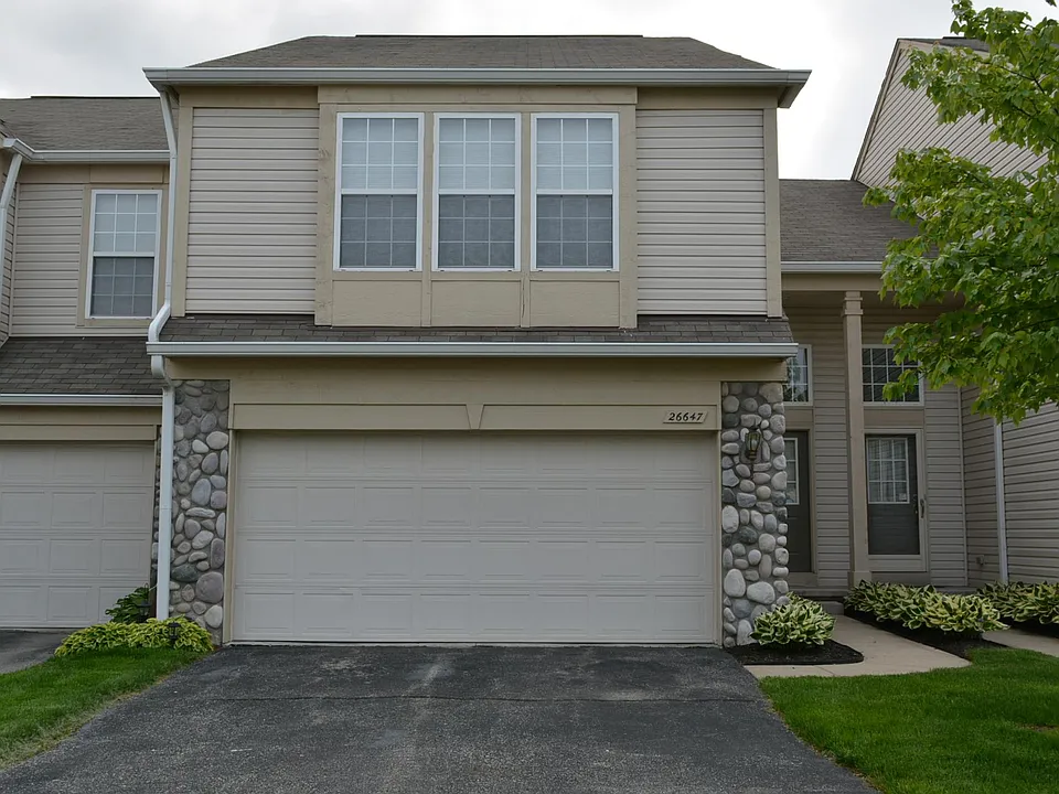 26647 Kirkway Dr