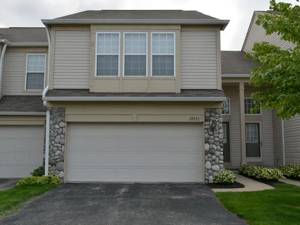 26647 Kirkway Dr, Woodhaven, MI 48183