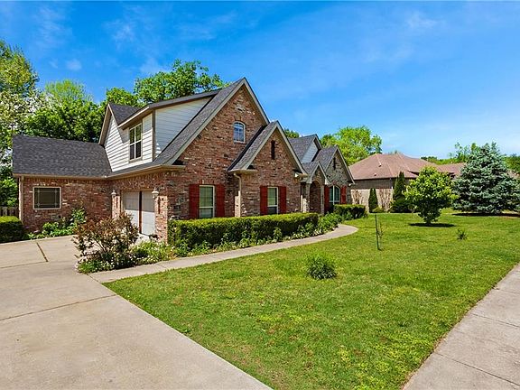 2nd image of 1063 S River Meadows Dr