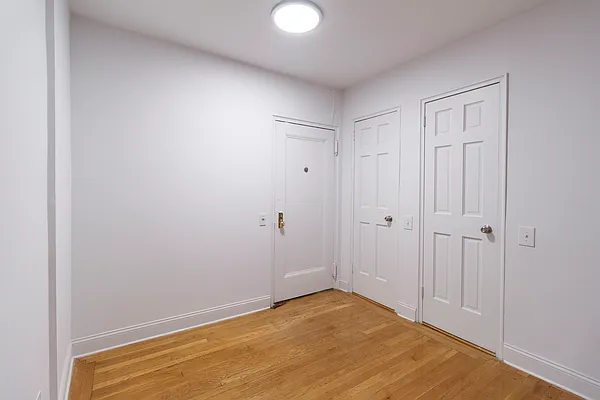 Rented by Oxford Property Group | media 26